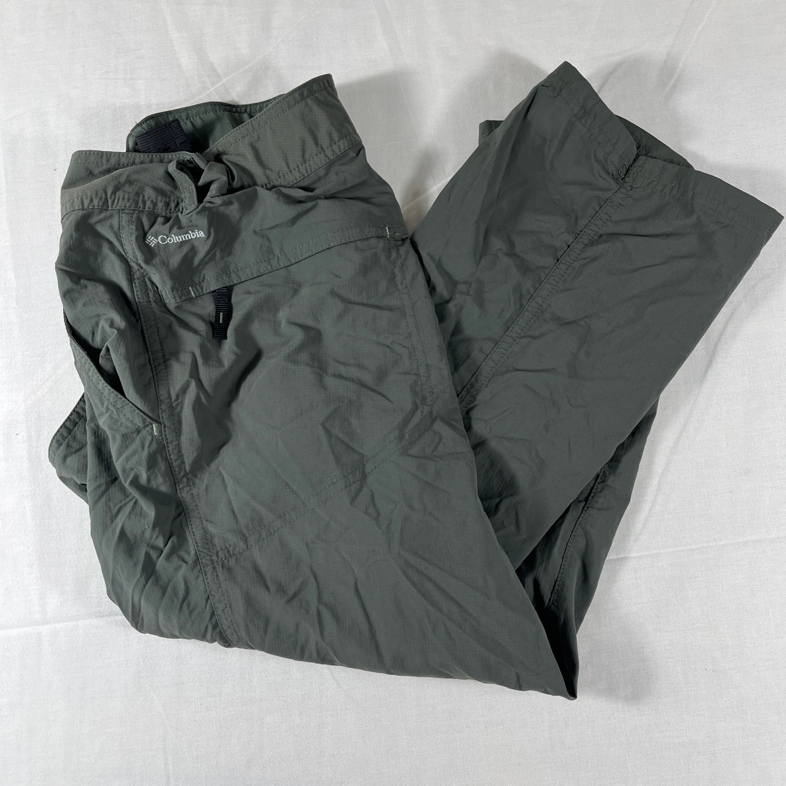 Columbia Cargo Hiking Pants Womens 10 Green Excellent Omni-Shade Sun Protection